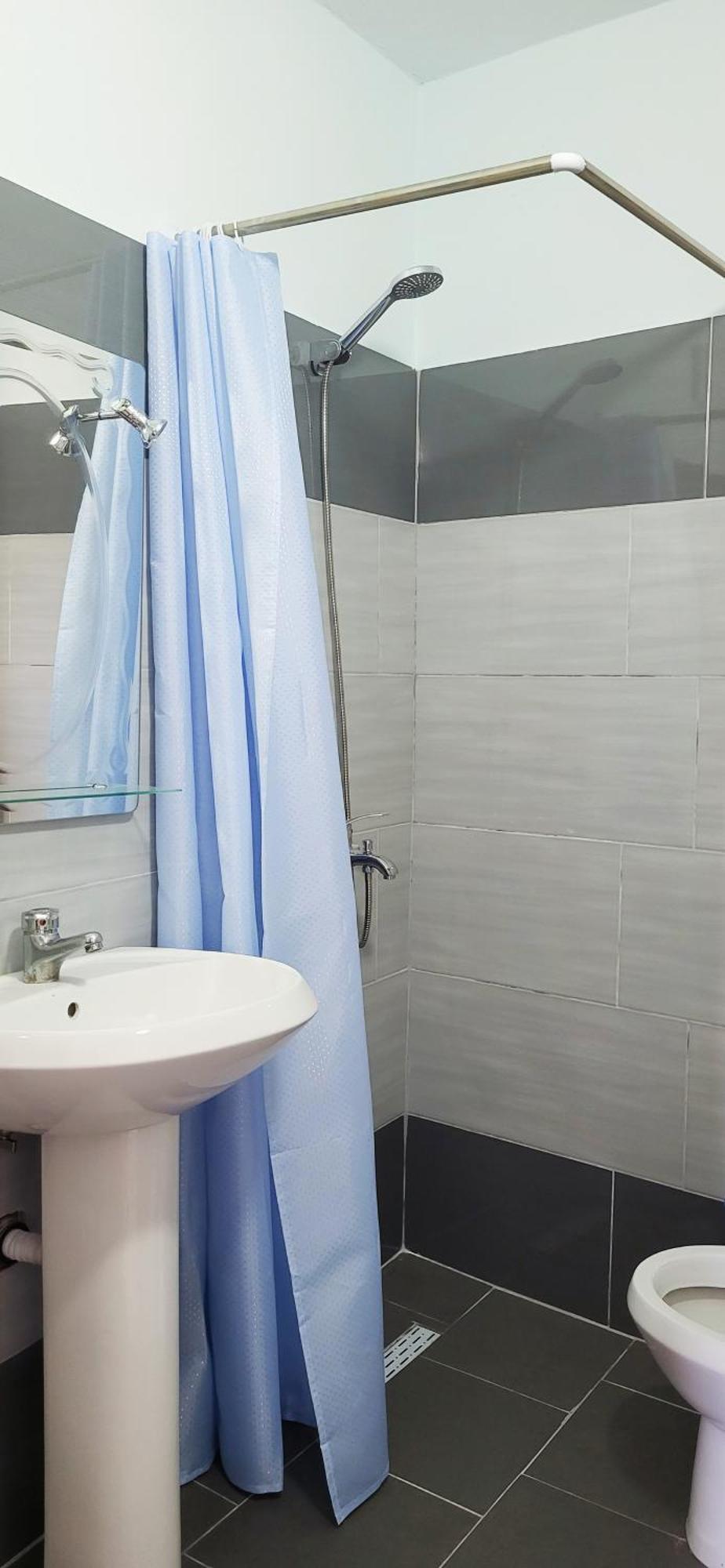 Sunny Guest House Vlorë Esterno foto